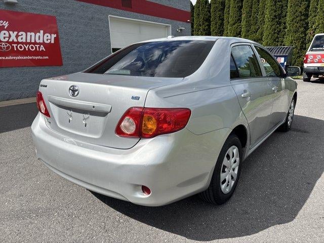 2009 Toyota Corolla 4dr Sdn Auto LE (Natl)
