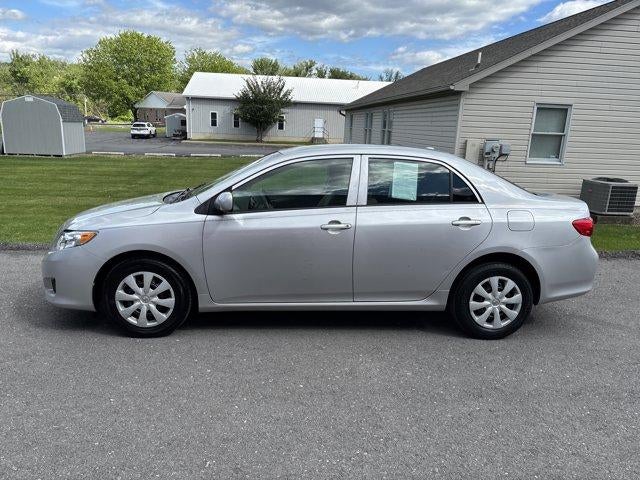 2009 Toyota Corolla 4dr Sdn Auto LE (Natl)