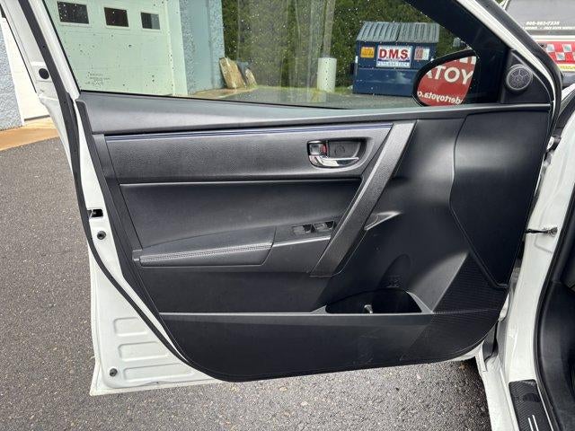 2018 Toyota Corolla SE CVT (Natl)