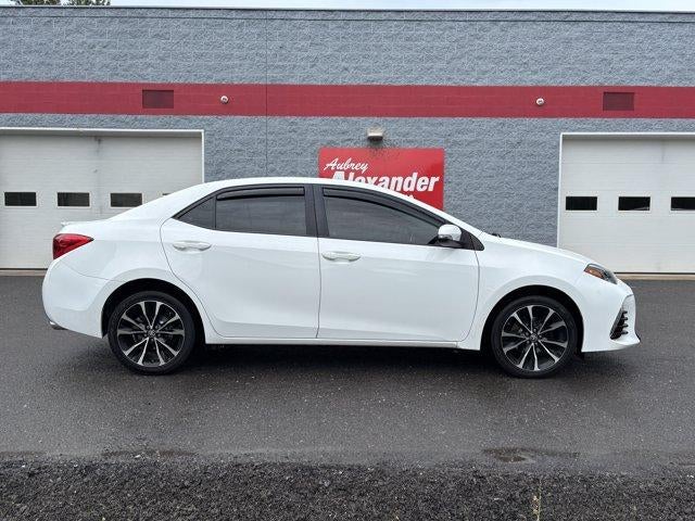 2018 Toyota Corolla SE CVT (Natl)