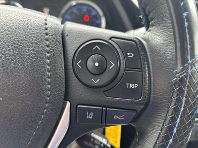 2018 Toyota Corolla SE CVT (Natl)
