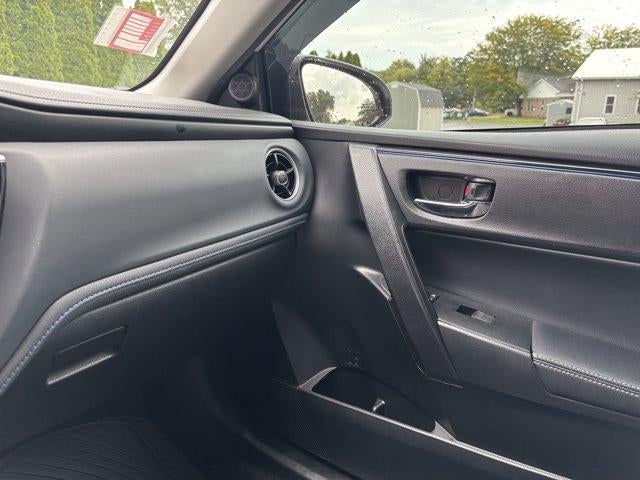 2018 Toyota Corolla SE CVT (Natl)