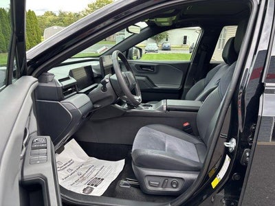 2026 Toyota RAV4 XSE AWD (Natl)
