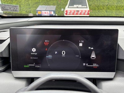 2026 Toyota RAV4 XSE AWD (Natl)