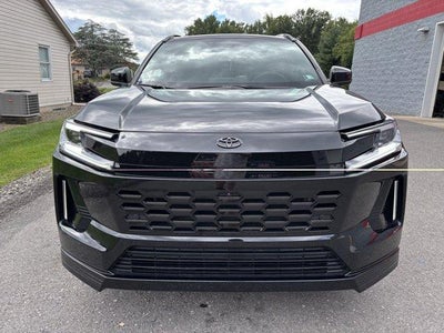 2026 Toyota RAV4 XSE AWD (Natl)