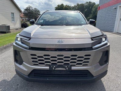 2026 Toyota RAV4 XLE Premium AWD (Natl)