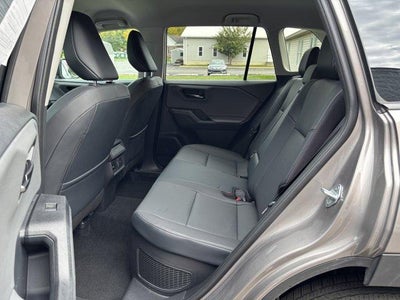 2026 Toyota RAV4 XLE Premium AWD (Natl)