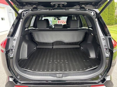 2026 Toyota RAV4 XSE AWD (Natl)