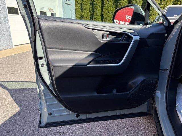 2021 Toyota RAV4 XLE Premium AWD (Natl)