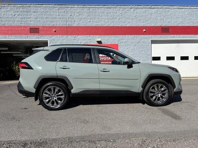 2021 Toyota RAV4 XLE Premium AWD (Natl)