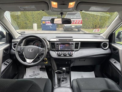 2016 Toyota RAV4 AWD 4dr LE (Natl)