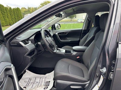2025 Toyota RAV4 LE AWD (Natl)