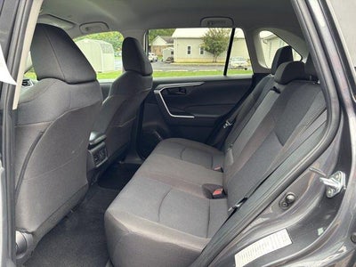 2025 Toyota RAV4 LE AWD (Natl)