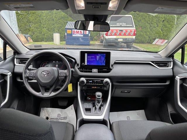 2025 Toyota RAV4 LE AWD (Natl)