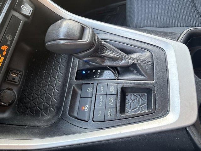 2019 Toyota RAV4 LE AWD (Natl)