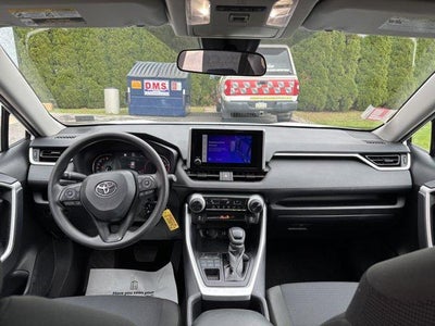 2025 Toyota RAV4 LE AWD (Natl)
