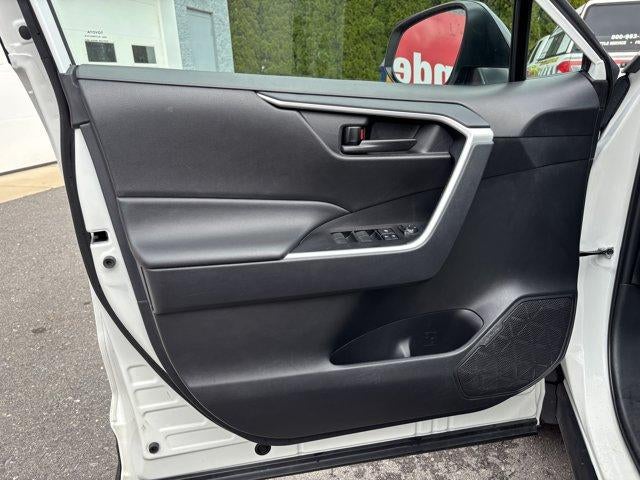 2025 Toyota RAV4 LE AWD (Natl)