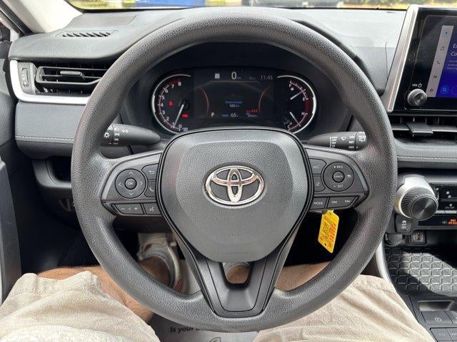 2025 Toyota RAV4 LE AWD (Natl)