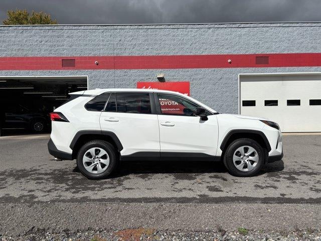 2025 Toyota RAV4 LE AWD (Natl)