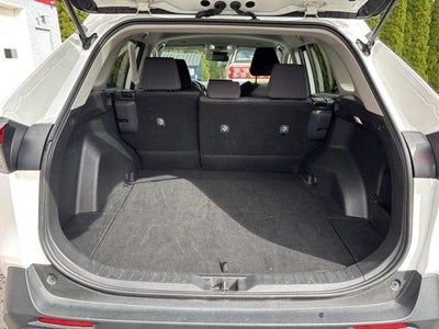 2025 Toyota RAV4 LE AWD (Natl)