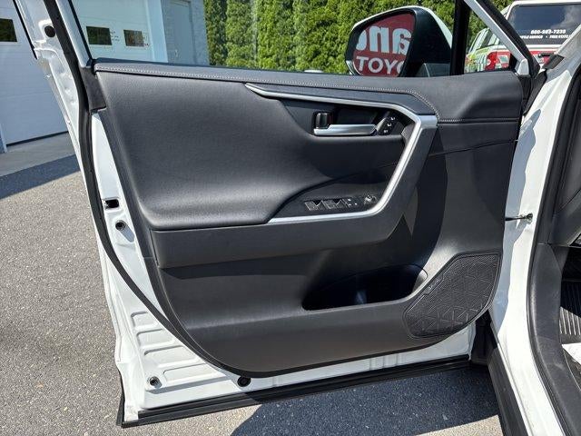 2025 Toyota RAV4 Limited AWD (GS)