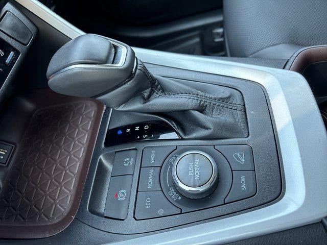 2025 Toyota RAV4 Limited AWD (GS)