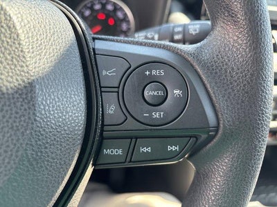 2020 Toyota RAV4 XLE AWD (Natl)