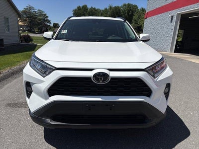 2020 Toyota RAV4 XLE AWD (Natl)
