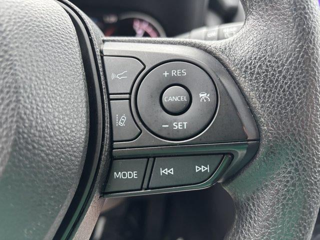 2025 Toyota RAV4 XLE AWD (Natl)