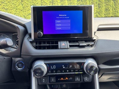2025 Toyota RAV4 XLE AWD (Natl)