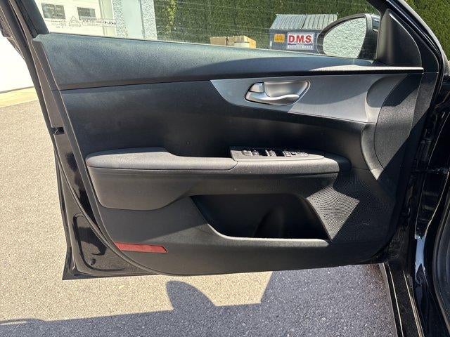 2022 Kia Forte LXS IVT