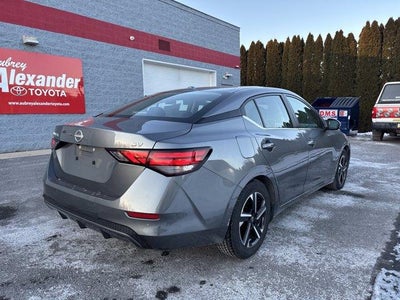 2024 Nissan Sentra SV CVT