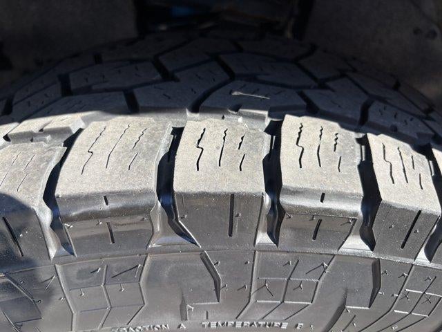 2020 Toyota Tacoma 4WD 4WD TRD Off Road Double Cab 5' Bed V6 AT (Natl)