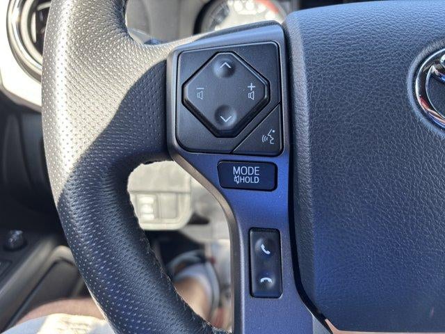 2020 Toyota Tacoma 4WD 4WD TRD Off Road Double Cab 5' Bed V6 AT (Natl)