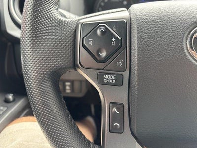 2023 Toyota Tacoma 4WD 4WD TRD Off Road Double Cab 5' Bed V6 AT (Natl)