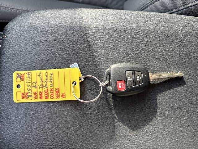 2023 Toyota Tacoma 4WD 4WD SR Double Cab 5' Bed V6 AT (GS)