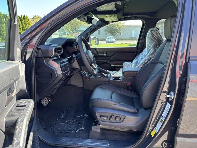 2026 Toyota Tacoma 4WD 4WD TRD Sport Double Cab 5' Bed AT (Natl)