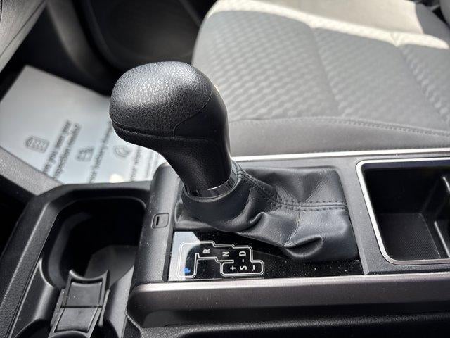2023 Toyota Tacoma 4WD 4WD SR5 Double Cab 5' Bed V6 AT (GS)