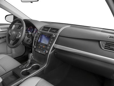2017 Toyota Camry SE Auto (SE)