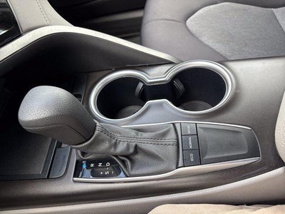 2024 Toyota Camry LE Auto (SE)
