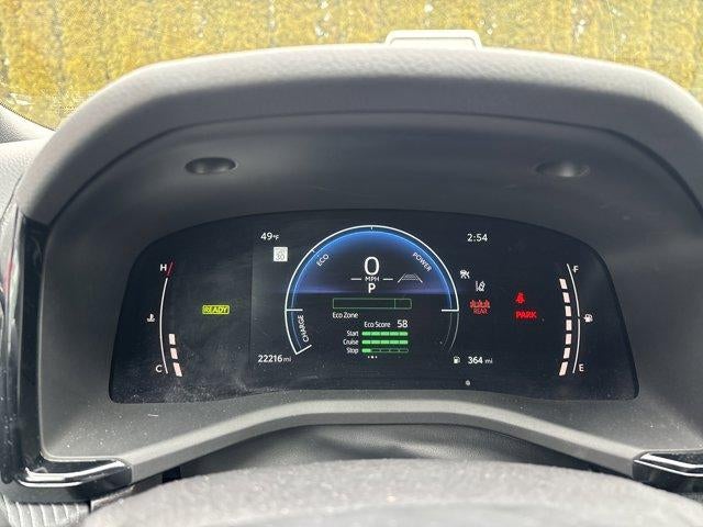 2025 Toyota Camry LE (SE)