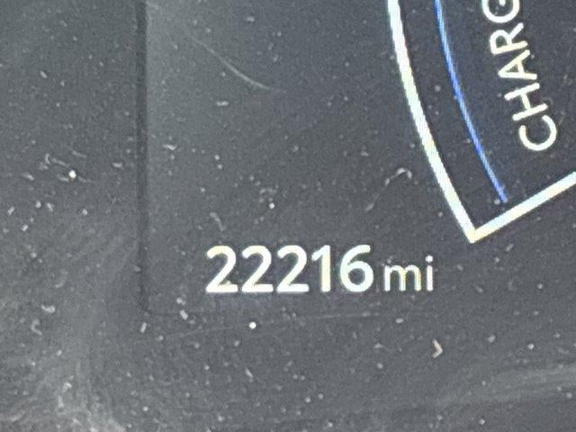 2025 Toyota Camry LE (SE)