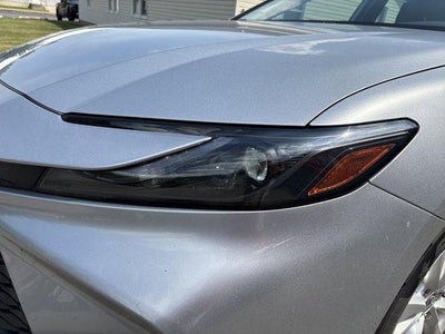 2025 Toyota Camry LE (SE)