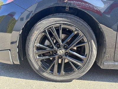 2025 Toyota Camry SE (SE)