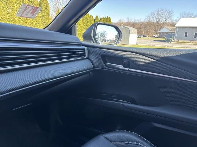 2025 Toyota Camry SE (SE)