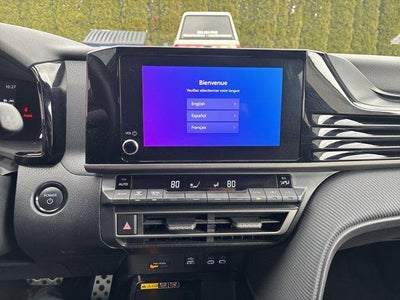 2025 Toyota Camry SE (SE)