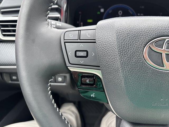 2026 Toyota Camry SE AWD (Natl)