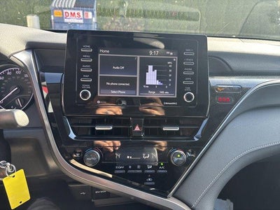 2023 Toyota Camry SE Auto (SE)