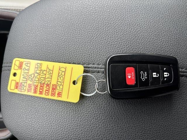 2023 Toyota RAV4 Hybrid Limited AWD (Natl)