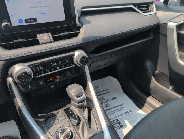 2023 Toyota RAV4 Hybrid SE AWD (Natl)